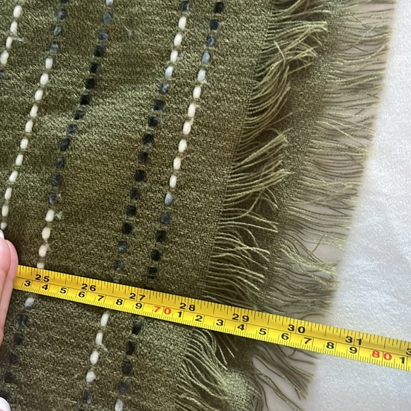 Charming Charlie Wrap - Picture 7 of 8